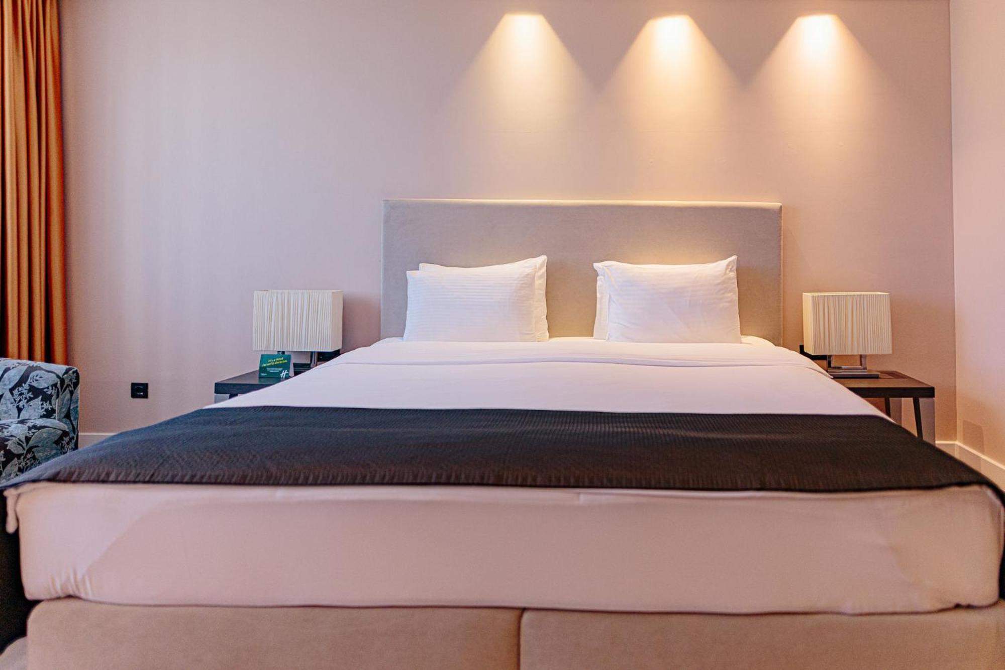 Holiday Inn Belgrade By Ihg Belgrado Exterior foto